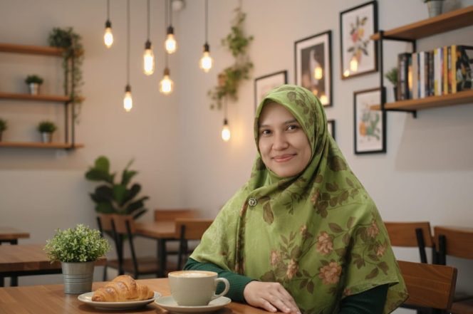
 Job Hugging Melanda Kaum Muda: Alarm Kegagalan Kapitalisme Global