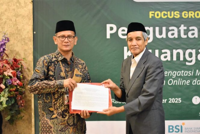 
 Bekasi Bahas Darurat Pinjol dan Rentenir, FGD Sepakati Pembentukan Konsorsium Keuangan Syariah