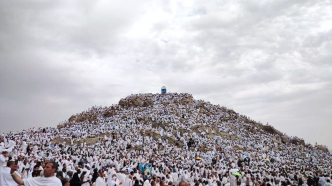 
 UBN: Hari Arafah Momentum Terbesar Pembebasan dari Api Neraka